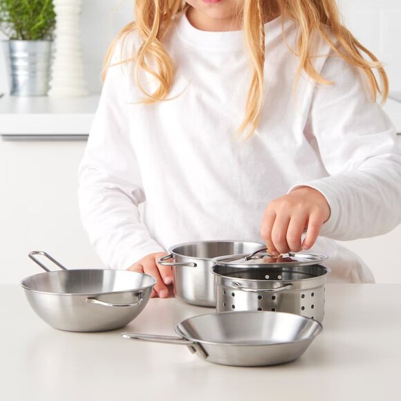 IKEA DUKTIG 5-piece toy cookware set, stainless steel color - Picture 9 of 17
